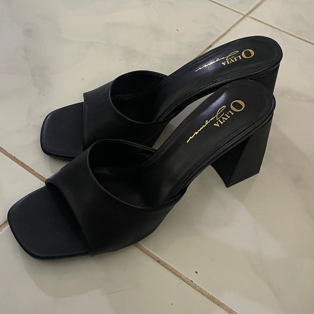 Olivia Black Block Heel Sandals Mule